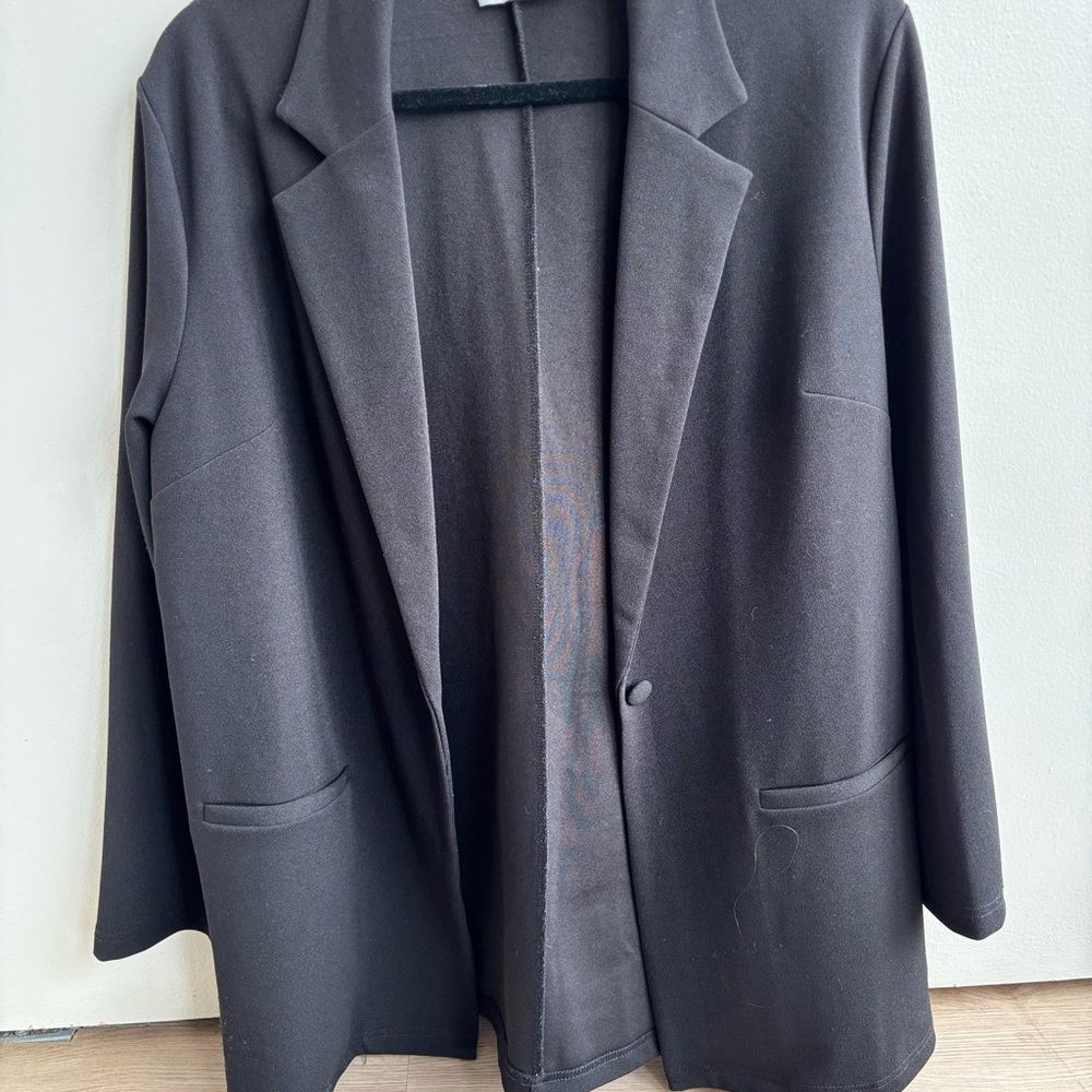 Classic Black Women's Blazer